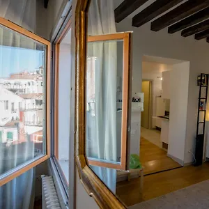 Appartamento Specchieri, Venezia